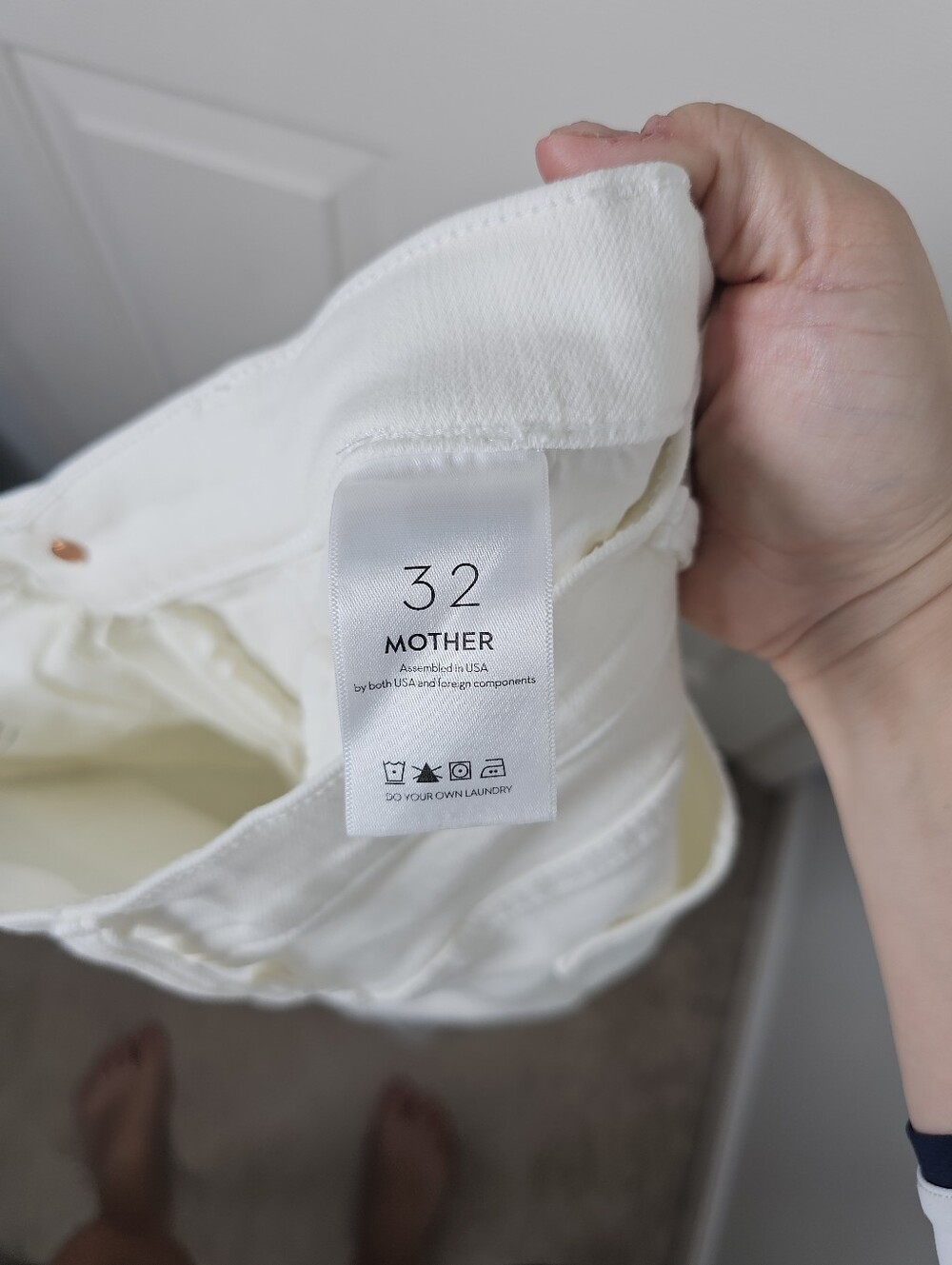 Mother The Hustler Ankle Fraw White Jeans Size 32 - Picture 7 of 7
